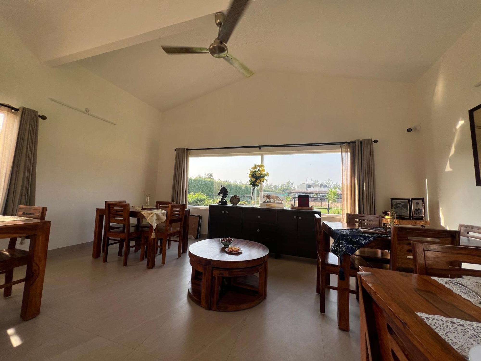 The Bageecha Bed and Breakfast Vrindāvan Exteriör bild